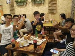 东莞生态园烧烤加盟,学烧烤技术,开烧烤店多少钱疯狂烤翅加盟